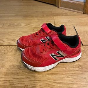 Little kid New balance Velcro sneakers